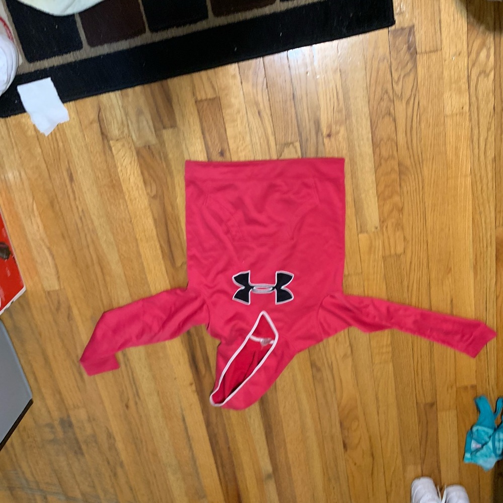 Under armor sweatshirt